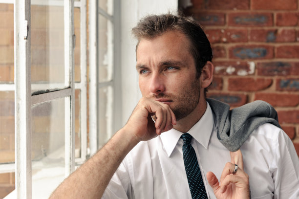 商人窗口肖像图片下载