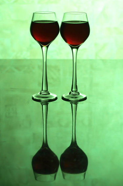 绿色背景的眼镜图片下载