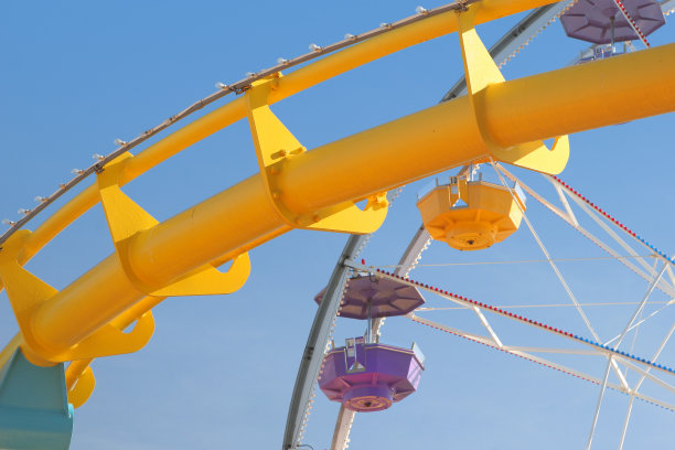 嘉年华游乐设施图片下载