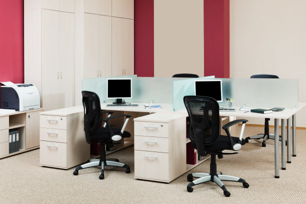 桌子上的电脑图片下载