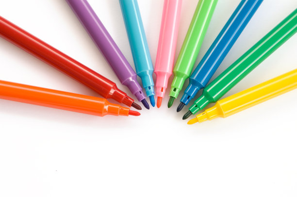 颜色笔孤立的白色背景图片下载