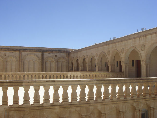 土耳其，马尔丁，修道院庭院图片下载