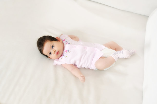 可爱的小宝贝图片下载