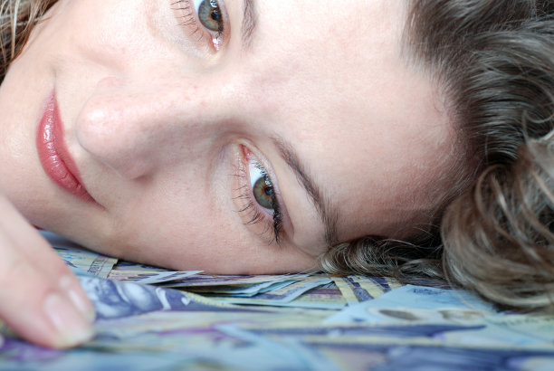 罗马尼亚的钞票图片下载