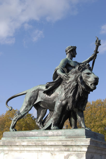 维多利亚纪念碑。伦敦。英格兰图片下载