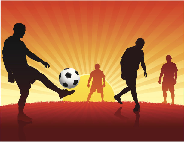 日落背景下的足球队图片下载
