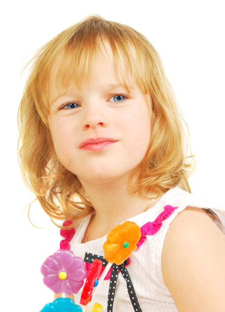 有棒棒糖的小女孩图片下载