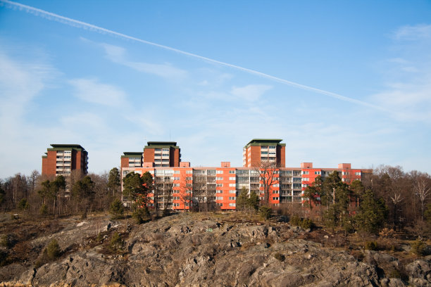 市区在美丽的自然图片下载