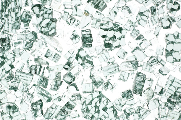 破碎的玻璃图片下载