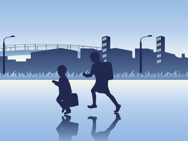 上学的孩子们的剪影。图片下载