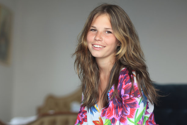 十几岁的肖像图片下载