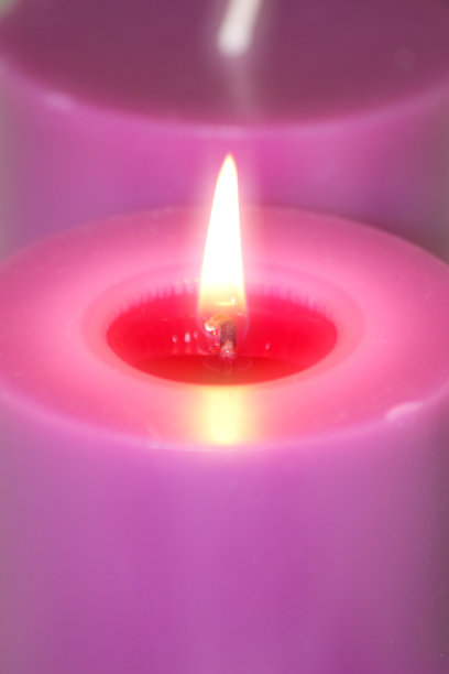 粉红色的烛光图片下载