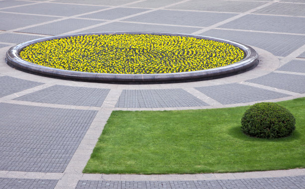 广场上的细节图片下载