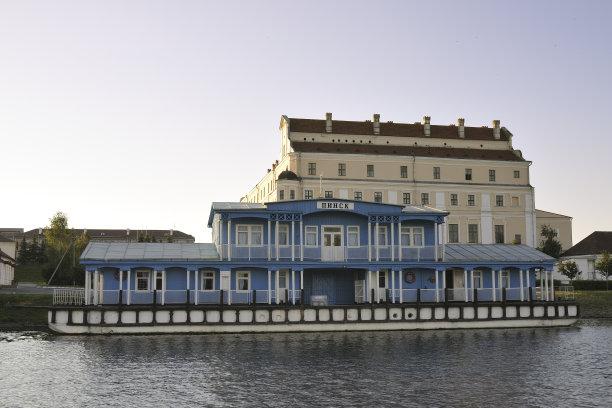 平斯克河站图片下载