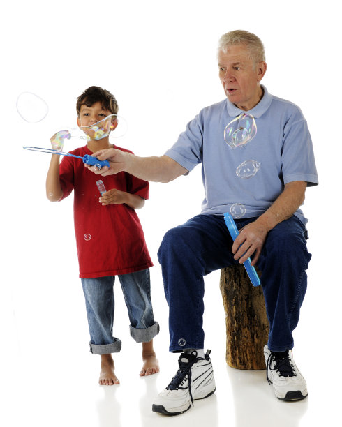 看爷爷的大泡泡!图片下载