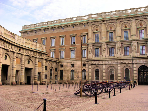 斯德哥尔摩皇家宫殿的庭院图片下载