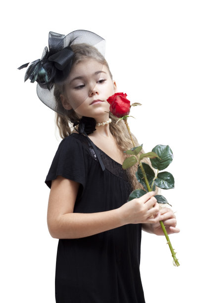 带着玫瑰的小女孩图片下载