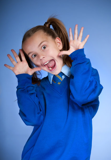 快乐的女生图片下载