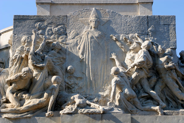 罗马——朱塞佩·马兹尼纪念碑的浮雕图片下载