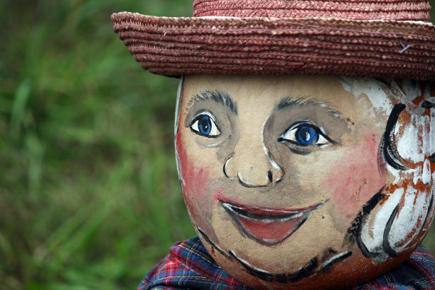 特写稻草人的脸图片下载