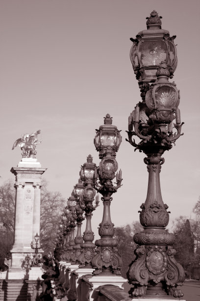 亚历山大三世桥;在巴黎图片下载