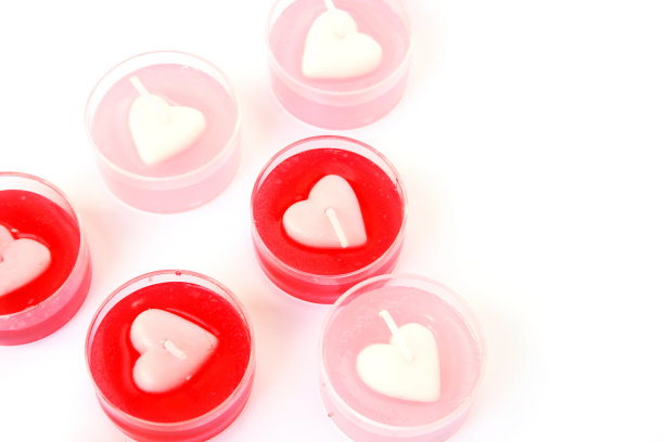 红色和粉色蜡烛图片下载