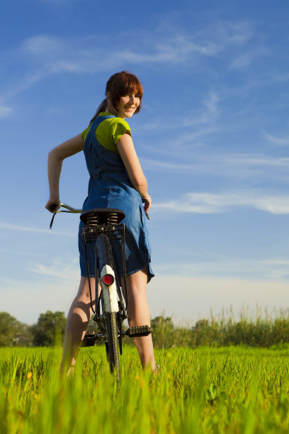 享受春天图片下载