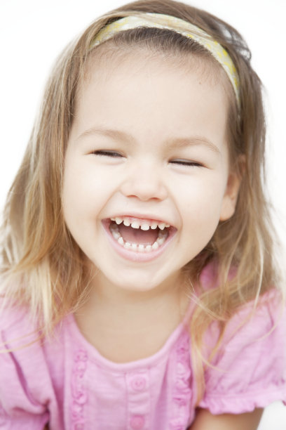 微笑的亚洲女孩图片下载