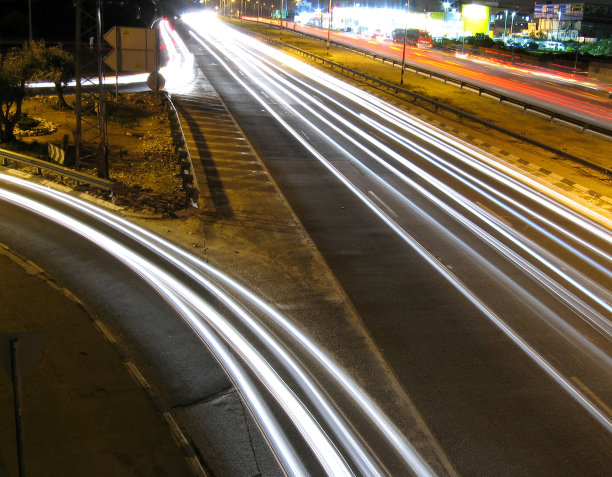 晚上交通图片下载