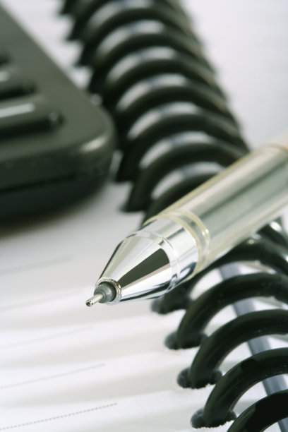 圆珠笔在笔记本图片下载