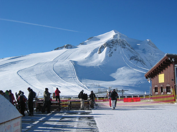 雪山在阿尔卑斯山图片下载
