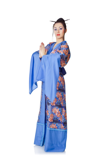 穿着日本和服的年轻女子图片下载