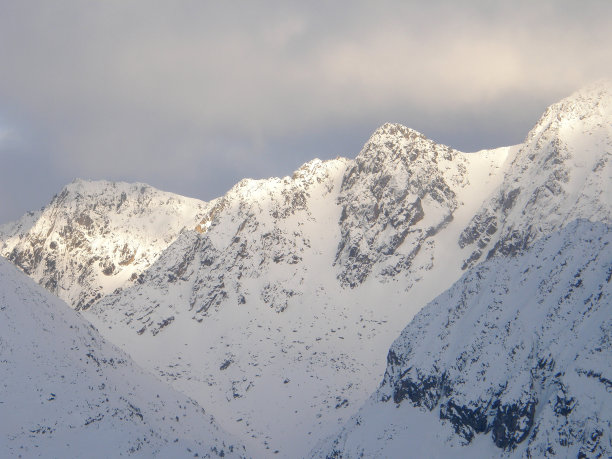 岩石山脉图片下载
