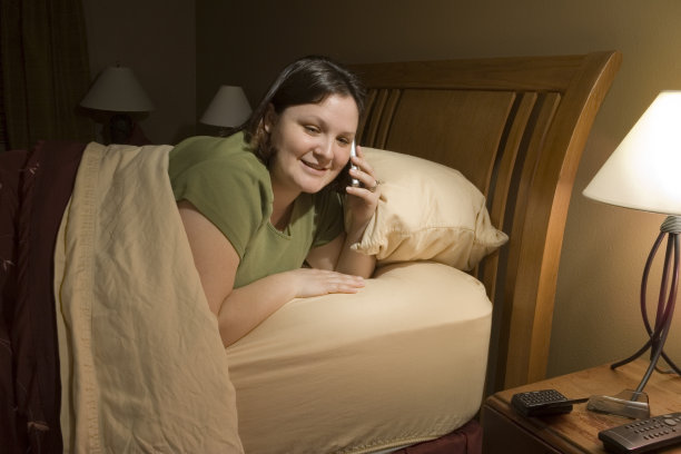 深夜电话1图片下载