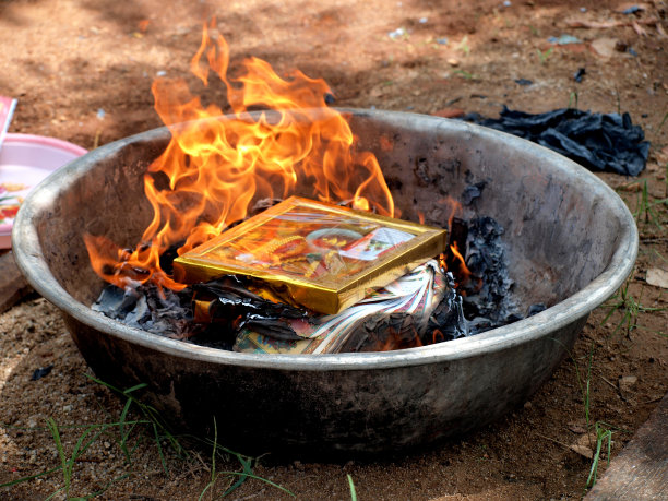 燃烧的火图片下载