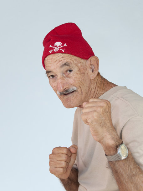 退役拳击手图片下载