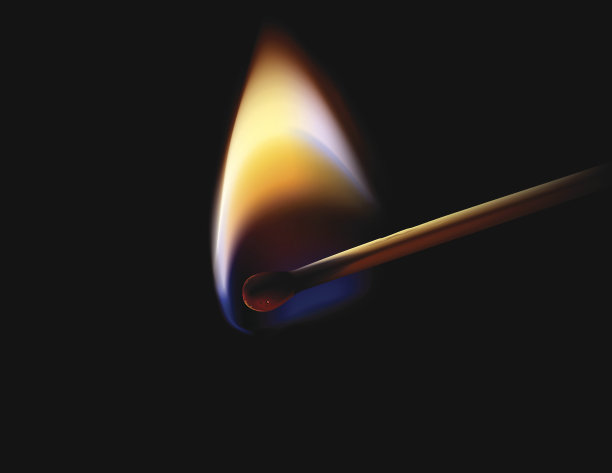 燃烧的火柴图片下载