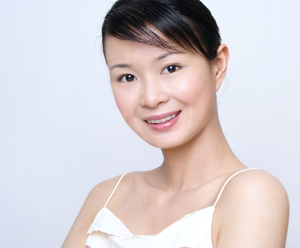 亚洲女孩微笑素材图片