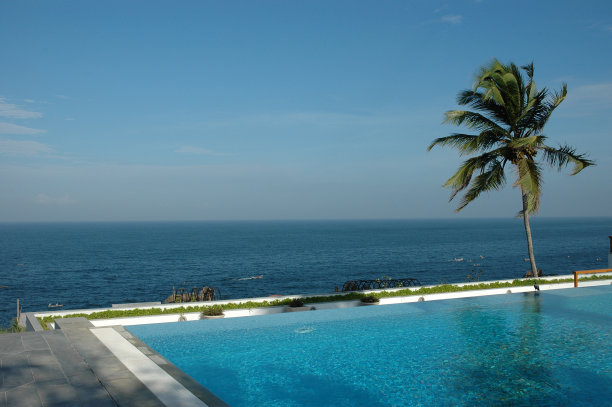 无限游泳池和海里拉酒店喀拉拉邦南部印度图片下载