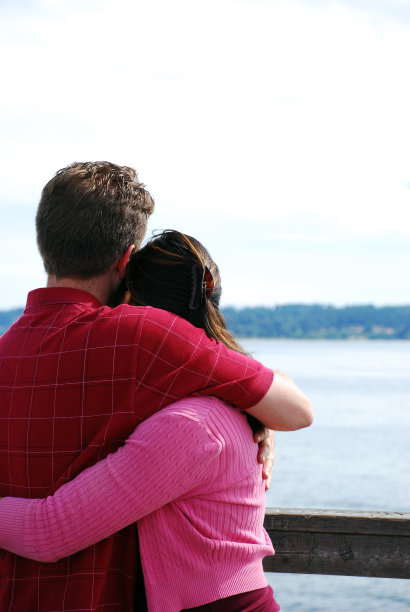 在爱中图片下载