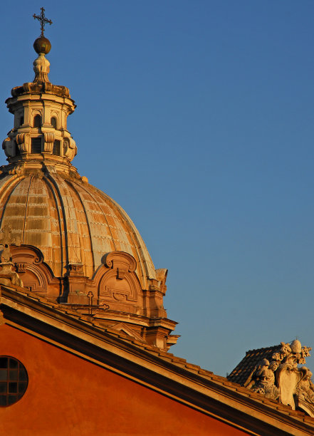 罗马屋顶和圆顶图片下载