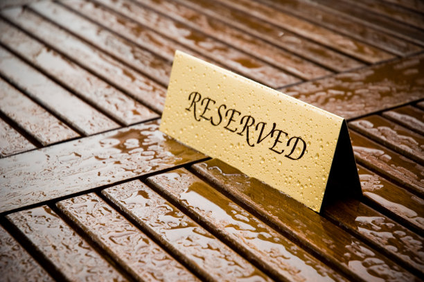 保留下的雨图片下载