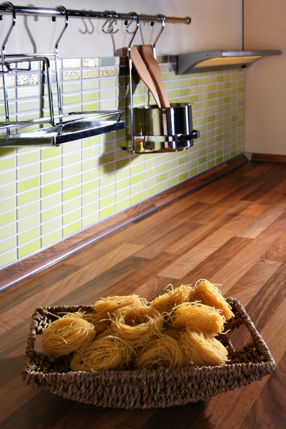 意大利面在厨房图片下载