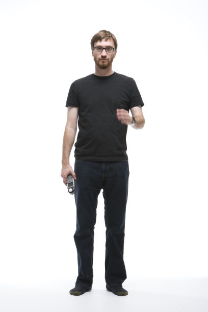 站在白色06工作室图片下载