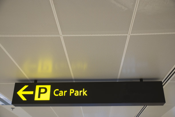 停车场的迹象图片下载