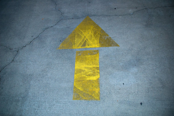 街的箭头图片下载