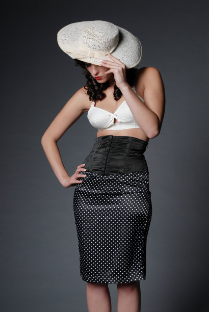 时尚的女人图片下载