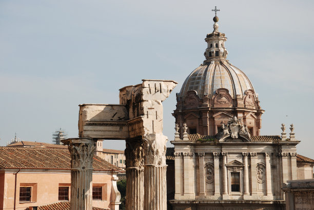 罗马帝国广场S. Pietro在卡塞尔图片下载