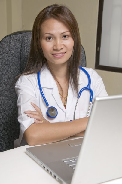 护士在电脑图片下载