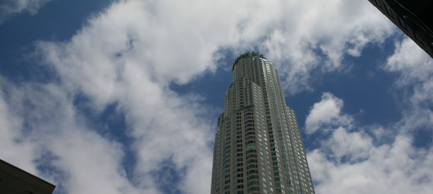 洛杉矶市中心的公司摩天大楼图片下载